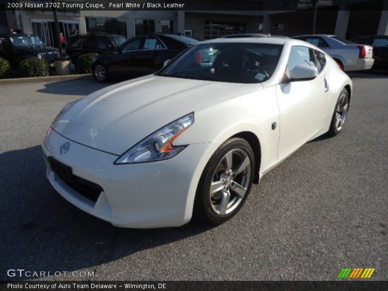Pearl White / Black Leather 2009 Nissan 370Z Touring Coupe