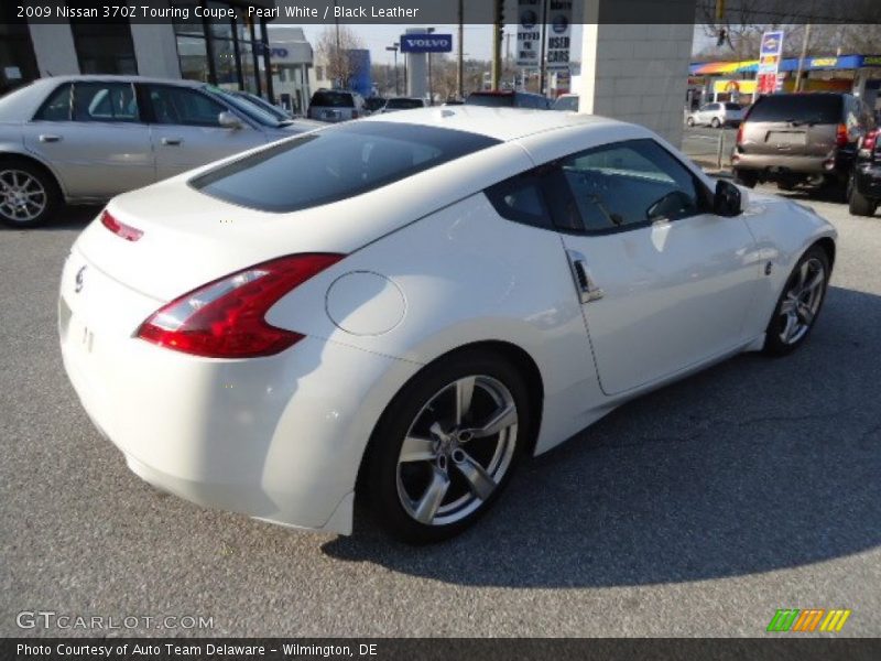 Pearl White / Black Leather 2009 Nissan 370Z Touring Coupe