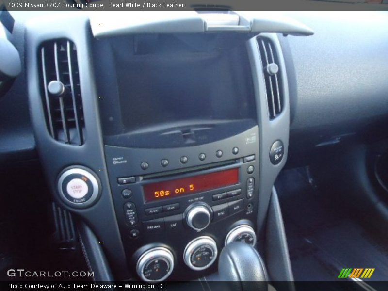 Pearl White / Black Leather 2009 Nissan 370Z Touring Coupe