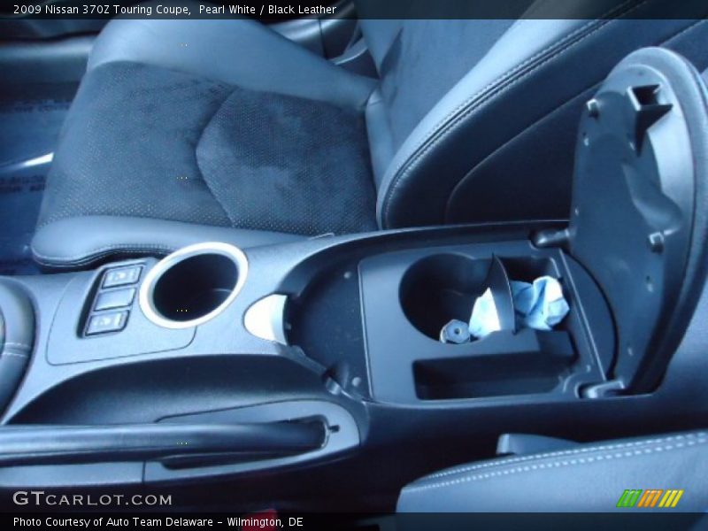 Pearl White / Black Leather 2009 Nissan 370Z Touring Coupe