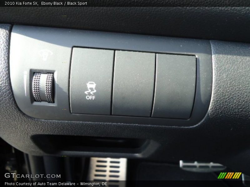 Ebony Black / Black Sport 2010 Kia Forte SX