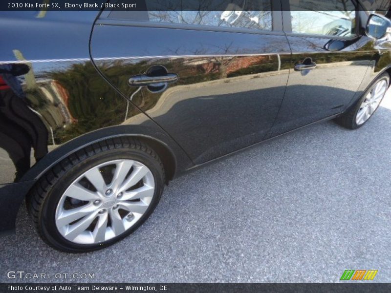 Ebony Black / Black Sport 2010 Kia Forte SX
