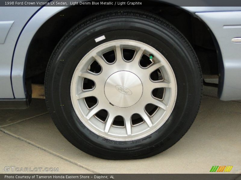 1998 Crown Victoria LX Sedan Wheel