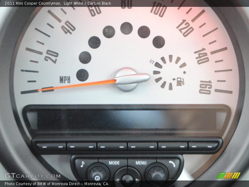 Light White / Carbon Black 2011 Mini Cooper Countryman