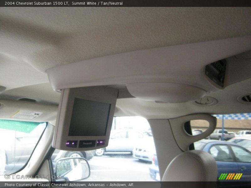 Summit White / Tan/Neutral 2004 Chevrolet Suburban 1500 LT