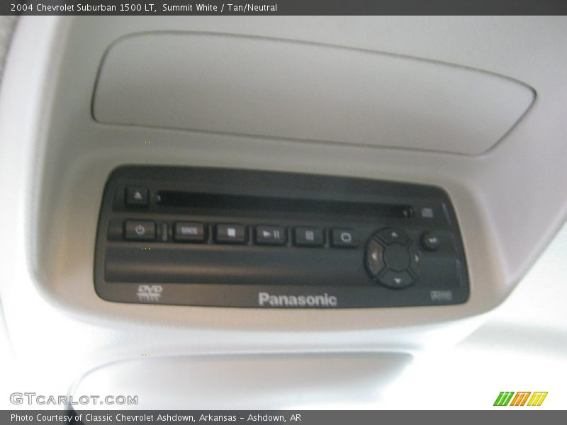 Summit White / Tan/Neutral 2004 Chevrolet Suburban 1500 LT