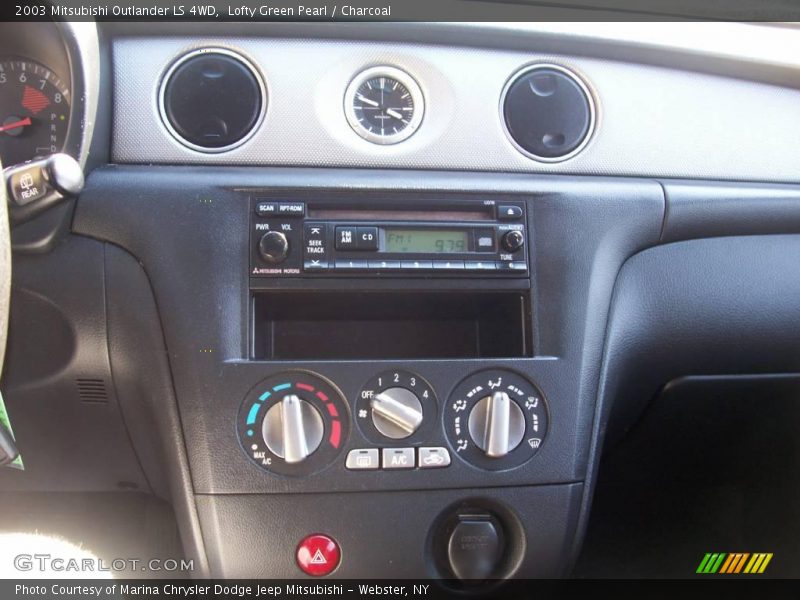 Lofty Green Pearl / Charcoal 2003 Mitsubishi Outlander LS 4WD