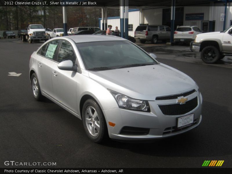Silver Ice Metallic / Jet Black 2012 Chevrolet Cruze LT