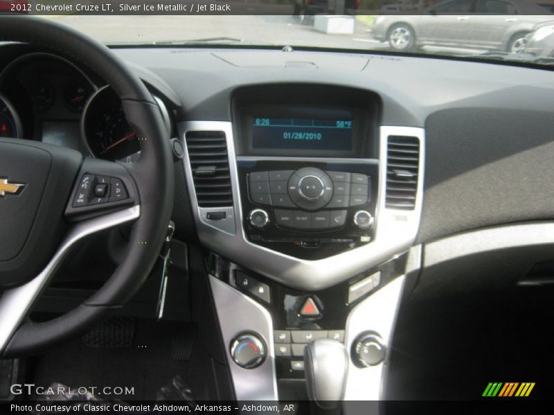 Silver Ice Metallic / Jet Black 2012 Chevrolet Cruze LT