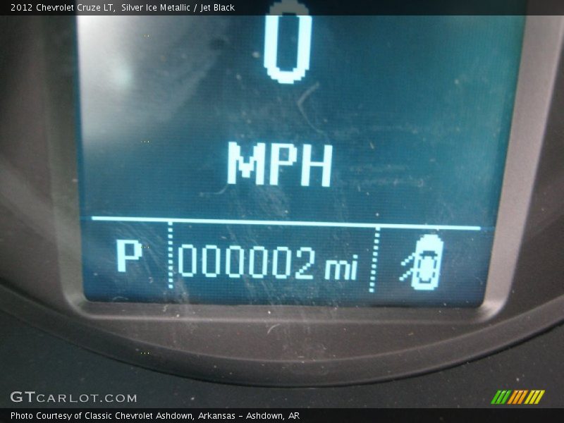 Silver Ice Metallic / Jet Black 2012 Chevrolet Cruze LT