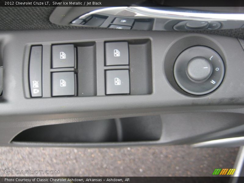 Silver Ice Metallic / Jet Black 2012 Chevrolet Cruze LT