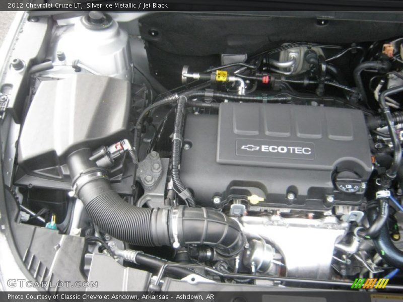 Silver Ice Metallic / Jet Black 2012 Chevrolet Cruze LT