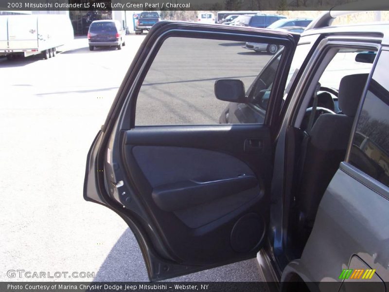 Lofty Green Pearl / Charcoal 2003 Mitsubishi Outlander LS 4WD