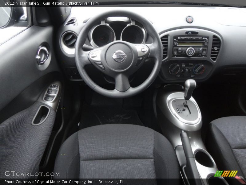 Dashboard of 2012 Juke S