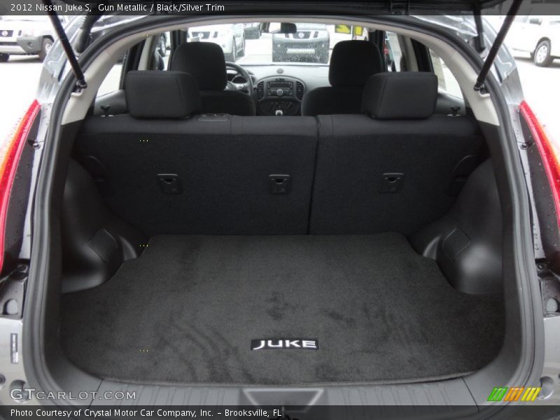  2012 Juke S Trunk