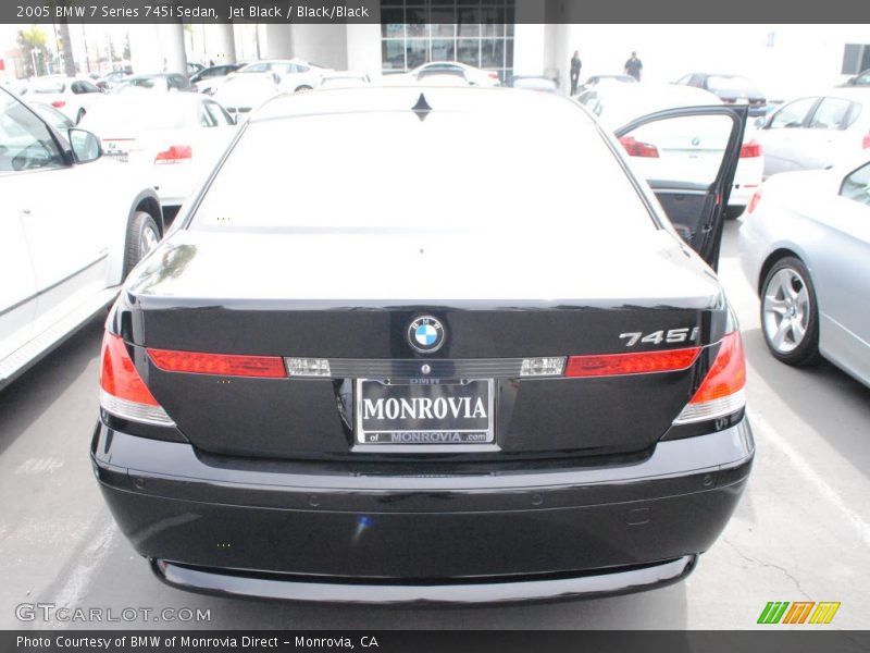 Jet Black / Black/Black 2005 BMW 7 Series 745i Sedan