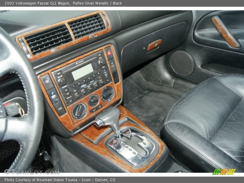 Reflex Silver Metallic / Black 2003 Volkswagen Passat GLS Wagon