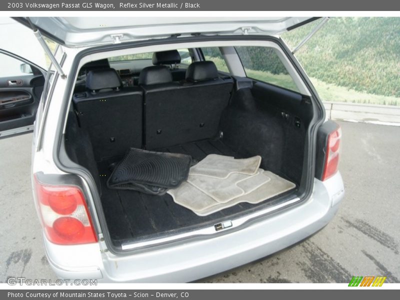 Reflex Silver Metallic / Black 2003 Volkswagen Passat GLS Wagon