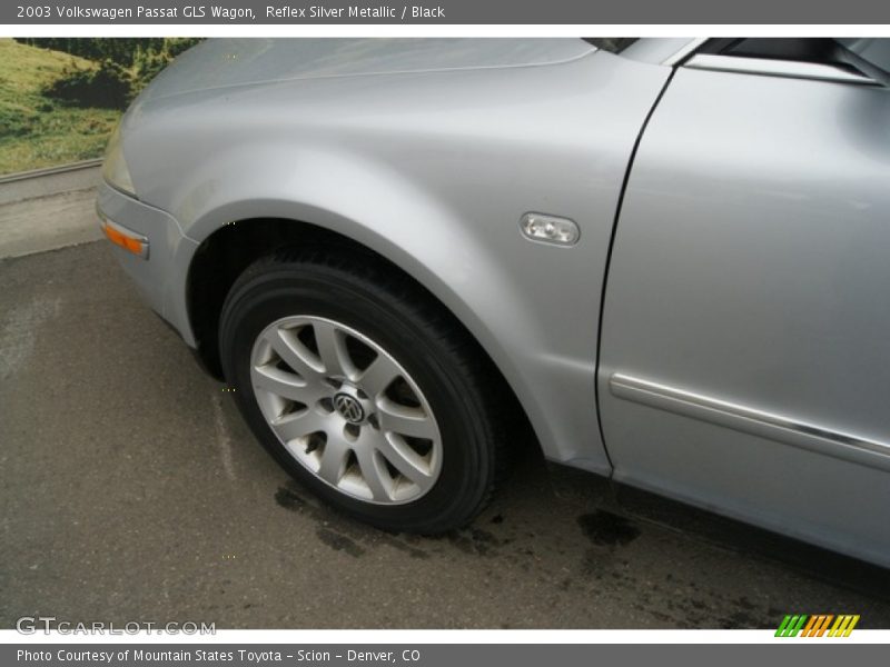 Reflex Silver Metallic / Black 2003 Volkswagen Passat GLS Wagon