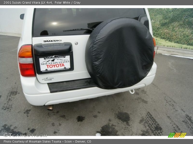 Polar White / Gray 2001 Suzuki Grand Vitara JLX 4x4