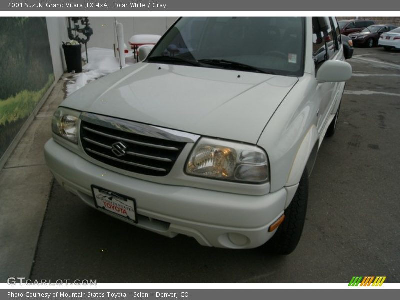 Polar White / Gray 2001 Suzuki Grand Vitara JLX 4x4