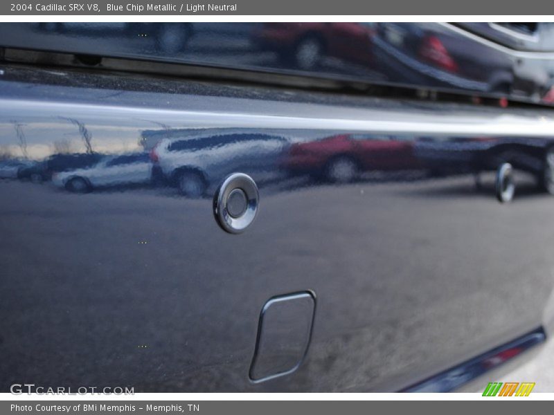 Blue Chip Metallic / Light Neutral 2004 Cadillac SRX V8