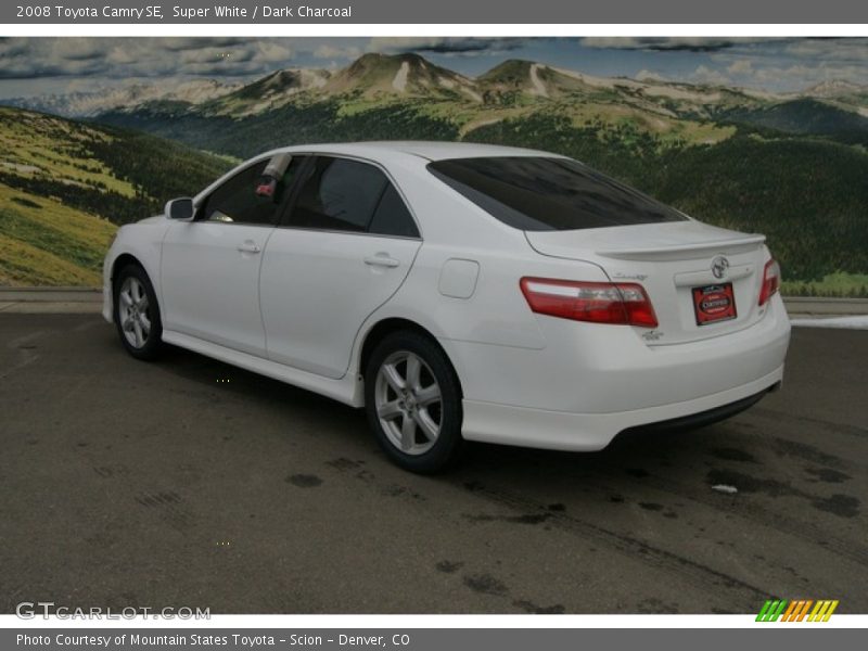 Super White / Dark Charcoal 2008 Toyota Camry SE