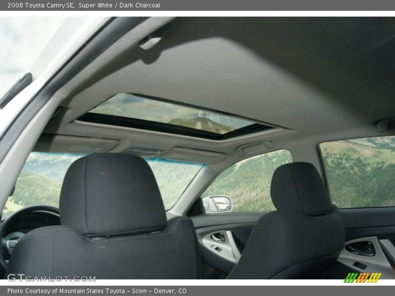 Super White / Dark Charcoal 2008 Toyota Camry SE