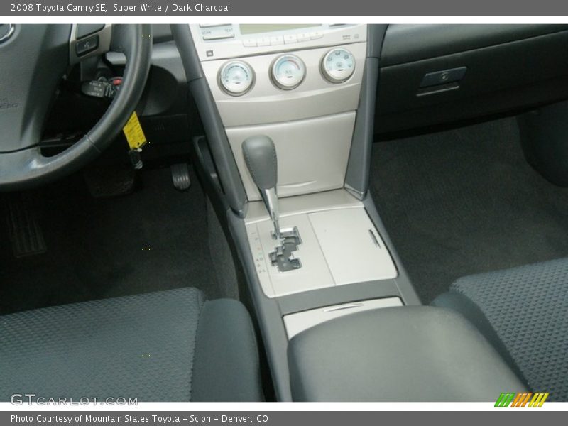 Super White / Dark Charcoal 2008 Toyota Camry SE