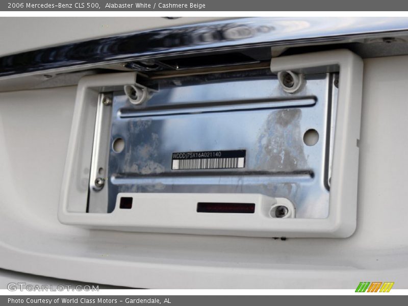 Alabaster White / Cashmere Beige 2006 Mercedes-Benz CLS 500