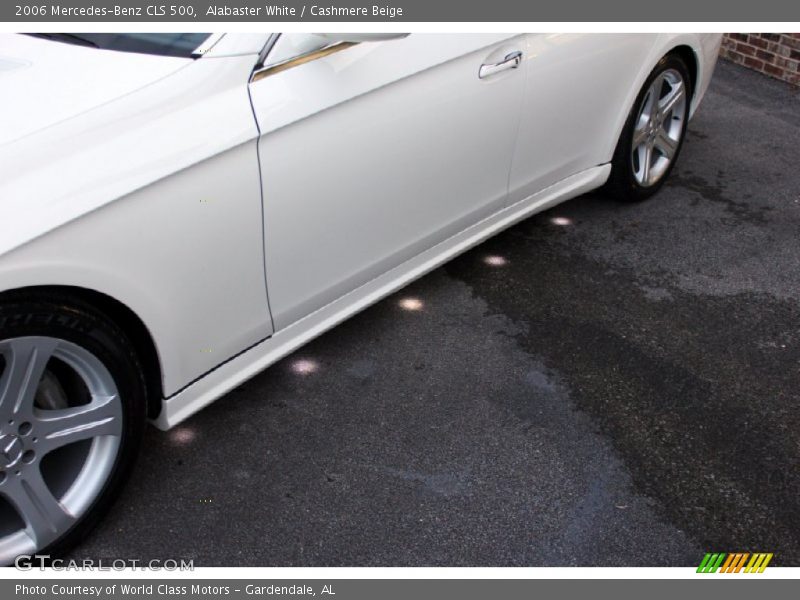 Alabaster White / Cashmere Beige 2006 Mercedes-Benz CLS 500