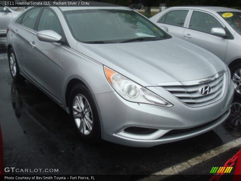 Radiant Silver / Gray 2011 Hyundai Sonata GLS