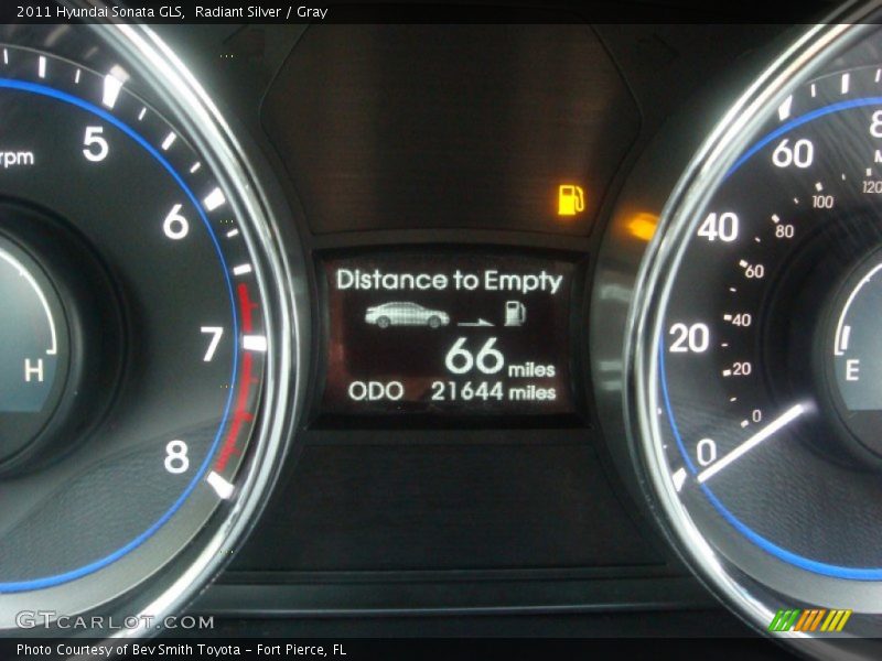 Radiant Silver / Gray 2011 Hyundai Sonata GLS