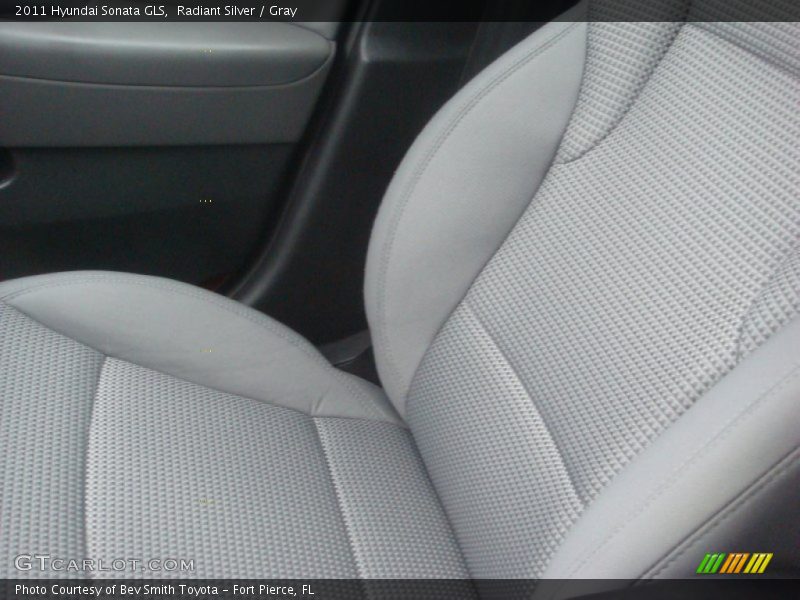 Radiant Silver / Gray 2011 Hyundai Sonata GLS