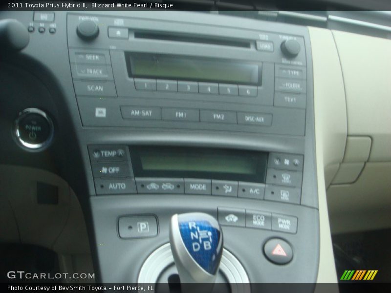Blizzard White Pearl / Bisque 2011 Toyota Prius Hybrid II