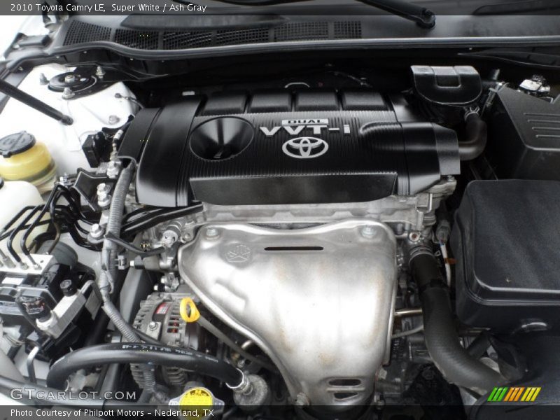Super White / Ash Gray 2010 Toyota Camry LE