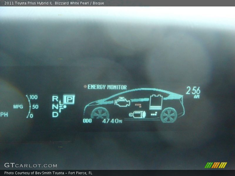 Blizzard White Pearl / Bisque 2011 Toyota Prius Hybrid II