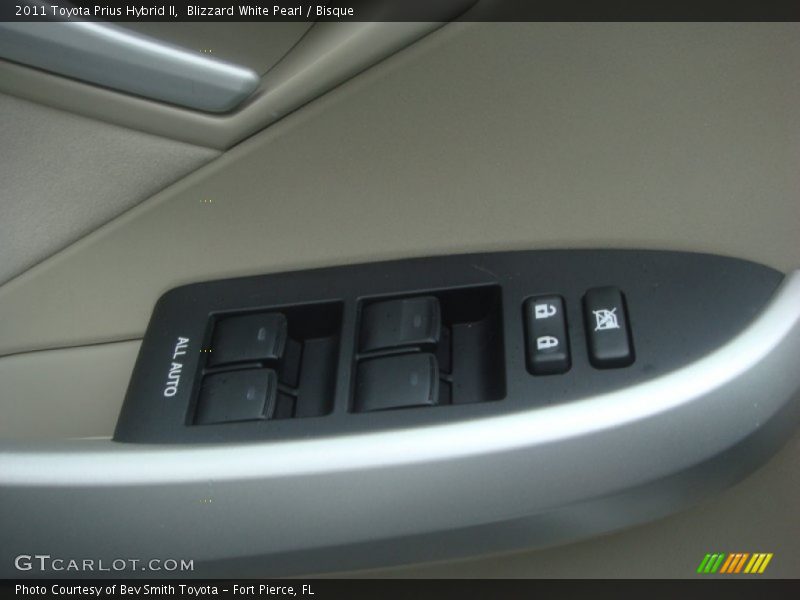 Blizzard White Pearl / Bisque 2011 Toyota Prius Hybrid II