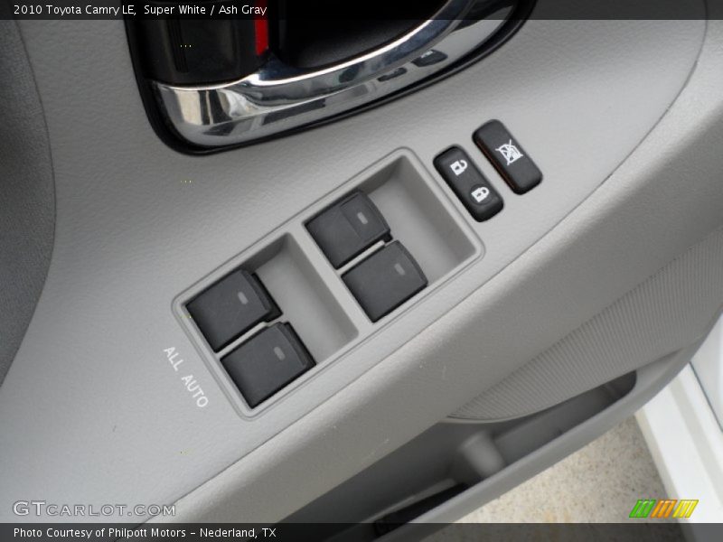 Super White / Ash Gray 2010 Toyota Camry LE