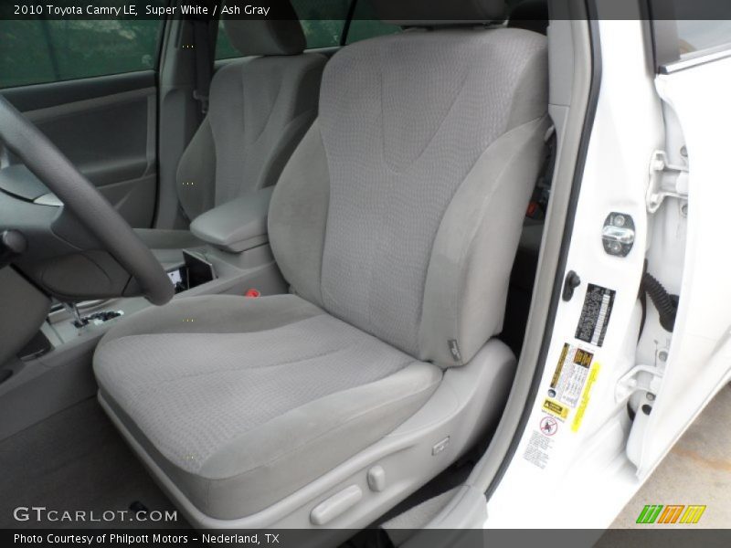 Super White / Ash Gray 2010 Toyota Camry LE