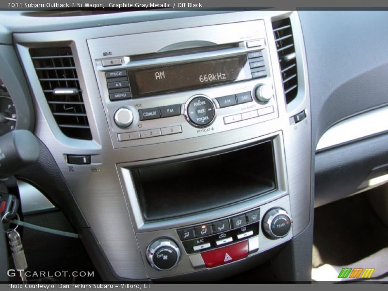 Graphite Gray Metallic / Off Black 2011 Subaru Outback 2.5i Wagon