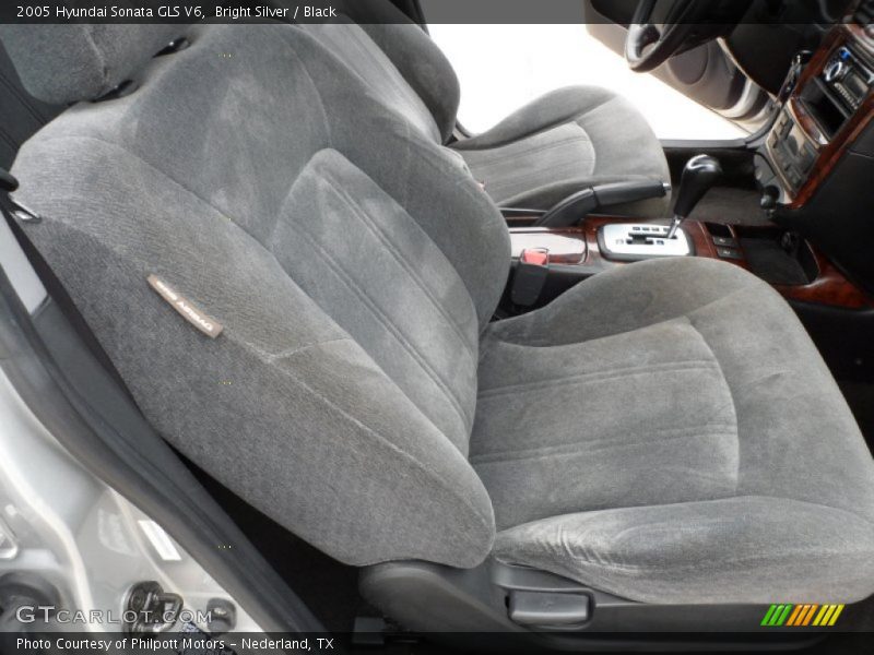 Bright Silver / Black 2005 Hyundai Sonata GLS V6