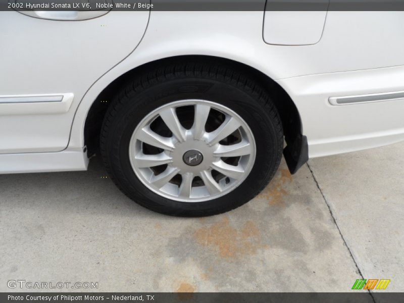 Noble White / Beige 2002 Hyundai Sonata LX V6