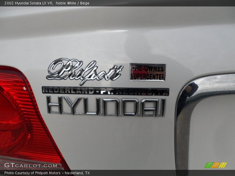 Noble White / Beige 2002 Hyundai Sonata LX V6