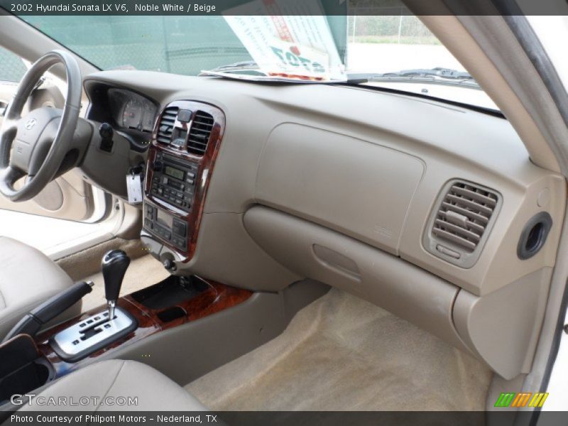 Noble White / Beige 2002 Hyundai Sonata LX V6