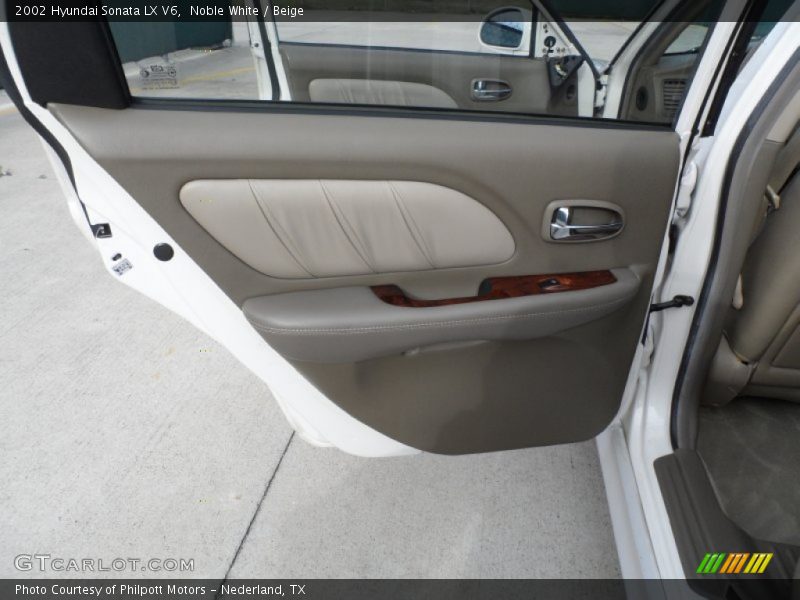 Noble White / Beige 2002 Hyundai Sonata LX V6