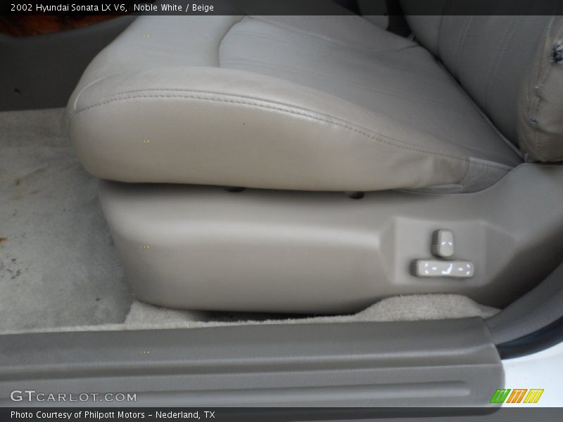 Noble White / Beige 2002 Hyundai Sonata LX V6