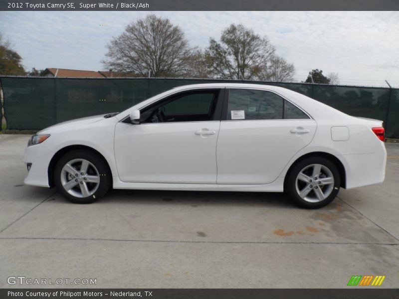  2012 Camry SE Super White