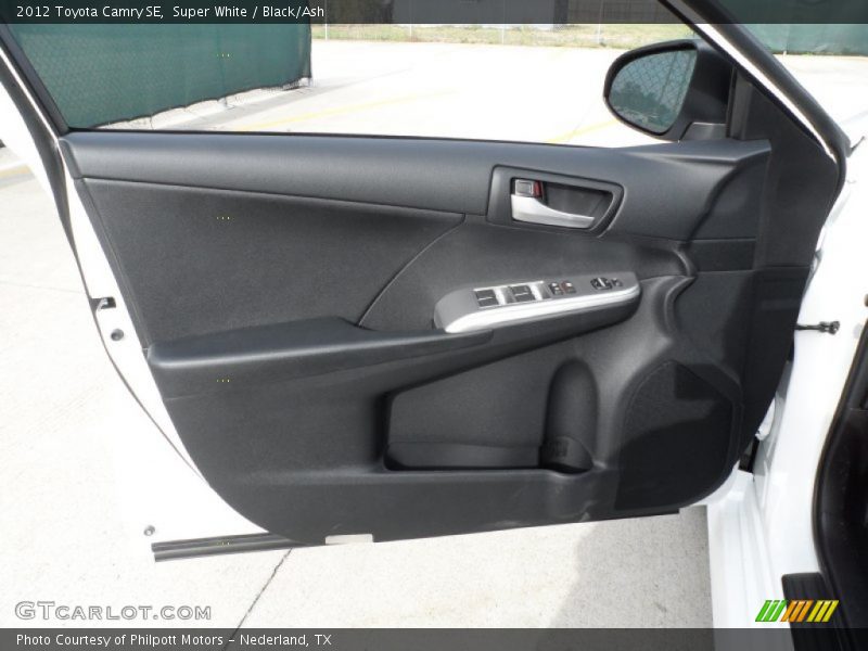 Door Panel of 2012 Camry SE