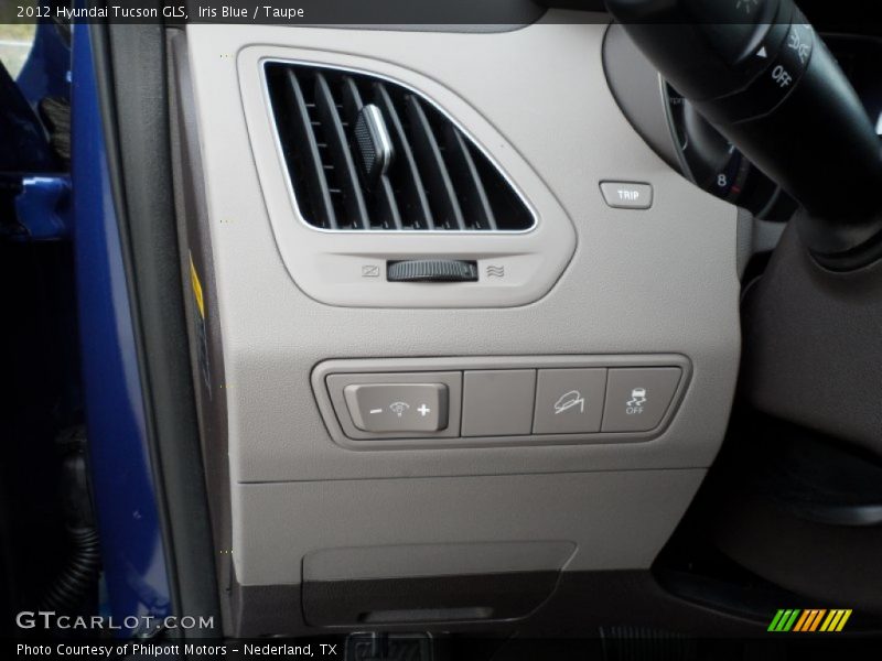 Iris Blue / Taupe 2012 Hyundai Tucson GLS